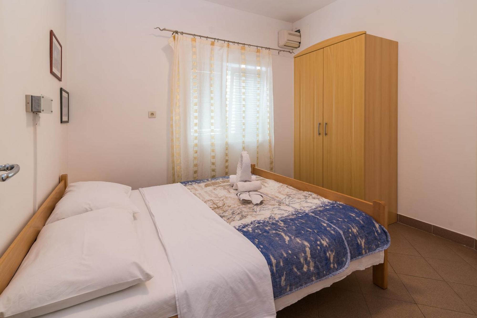 Apartments Irena Krk Krk Town Rum bild
